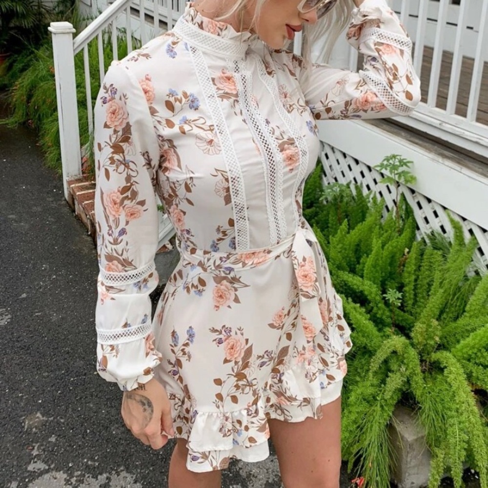 Brand new never worn mini dress prefect for any events!